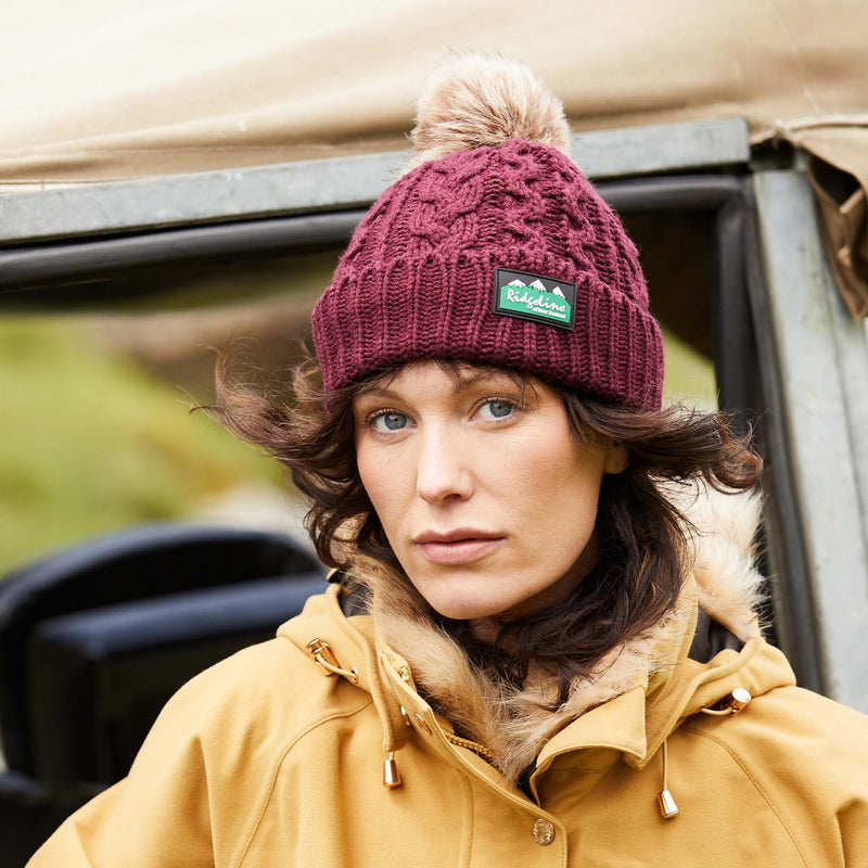 Nordic Fleck Bobble Hat